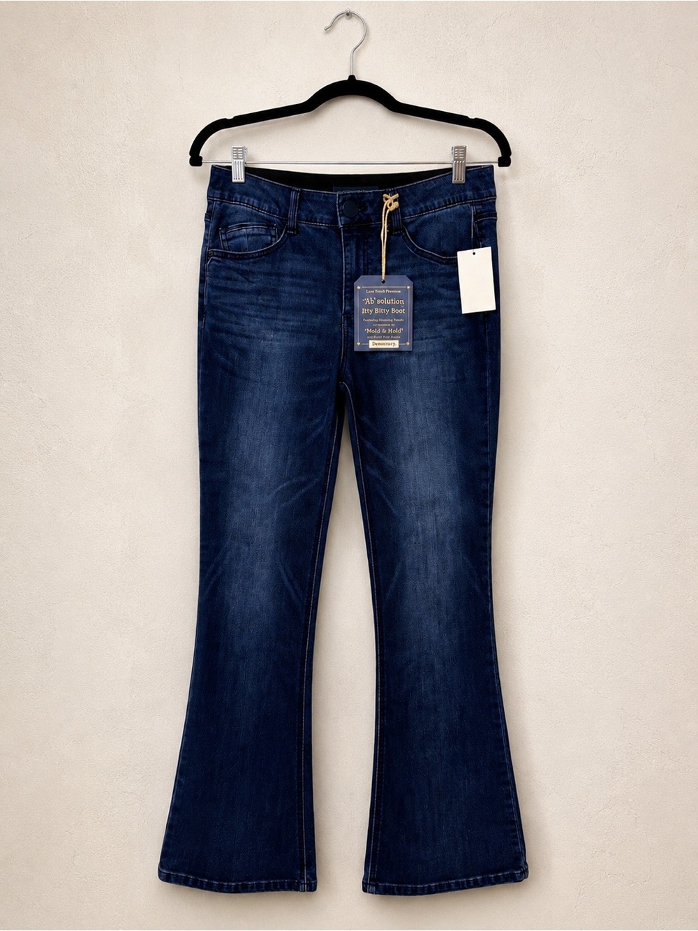 Democracy “Ab”solution Itty Bitty Boot Jeans NWT Size 8
